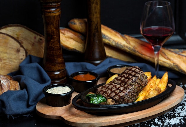Best Time to Visit a Steak Restaurant Dubai for Fresh Grilled Goodness